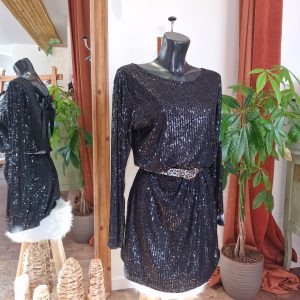 Robe noire courte Elodie à sequins