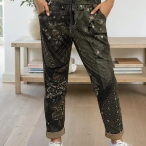 Pantalon kaki à motifs